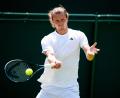 Bild: John Walton/PA Wire/dpa
Ganz in Weiß: Alexander Zverev bereitet sich auf das Traditionsturnier in Wimbledon vor.