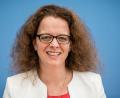 Bild: Michael Kappeler/dpa
EZB-Direktorin Isabel Schnabel bleibt trotz Entspannung im Iran-Krieg vorsichtig. (Archivbild)