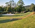 Bild: mmj
Beim Badeweiher in Stadlern sind verschiedene Ausbesserungsarbeiten notwendig. Bürgermeister und Gemeinderat hoffen dabei auf Unterstützung freiwilliger Helfer. Die Gemeinde zahlt 2500 Euro.
