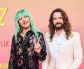 Bild: Annette Riedl/dpa
Bill (l) und Tom Kaulitz lassen sich auch in der dritten Staffel durch ihr Leben begleiten. (Archivbild)