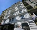 Bild: Helmut Fohringer/APA/dpa
Die Frau wurde von Freunden in ihrer Wohnung tot aufgefunden.
