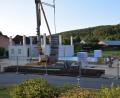Bild: Paul Böhm
Der Feuerwehrgerätehaus-Neubau in Ransbach kommt gut voran. Wie der Hohenburger Bürgermeister Robert Jung sagt, liegt der Bau im Zeitplan. 2027 soll die Fertigstellung sein.