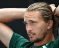 Bild: Marijan Murat/dpa
Alexander Zverev geht nach seinem French-Open-Sieg die Titeljagd in Wimbledon an.(Archivbild)