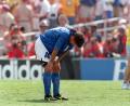 Bild: picture alliance / dpa
Roberto Baggio verschoss 1994 den entscheidenden Elfmeter im WM-Finale. (Archivbild)