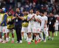 Bild: Manu Fernandez/AP/dpa
Irans Fußballer sind bei der WM ausgeschieden.