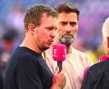 Bild: Tom Weller/dpa
Der Noch-Bundestrainer Julian Nagelsmann (links) und sein potenzieller Nachfolger Jürgen Klopp (Mitte) beim Interview nach dem WM-Aus.