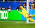 Bild: Tom Weller/dpa
Manuel Neuer wurde nicht zum Helden gegen Paraguay.