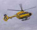 Symbolbild: Peter Kneffel/dpa
Die Jugendliche wurde per Hubschrauber ins Krankenhaus gebracht.