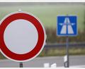 Bild: Bernd Wüstneck/dpa-Zentralbild/dpa
In Richtung Regensburg bleibt die A3 auf einem Abschnitt im Landkreis Deggendorf voraussichtlich bis zum Abend gesperrt. (Symbolbild)