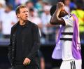 Bild: Tom Weller/dpa
Nagelsmann ist nach dem Aus gegen Paraguay bedient.