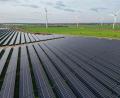 Bild: Jan Woitas/dpa
Erneuerbare Energien haben im ersten Halbjahr 58 Prozent des Stromverbrauchs gedeckt - ein Rekord. (Symbolbild)
