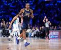 Bild: Mark J. Terrill/AP/dpa
Leonard gilt als einer der Stars in der NBA. (Archivbild)