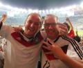 Bild: Heindl/privat
Das absolute Highlight der bisherigen Fan-Karriere: André Heindl (rechts) und Stefan Sailer nach dem Gewinn des WM-Titels 2014 im Maracana-Stadion von Rio de Janeiro.