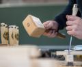 Bild: Sebastian Gollnow/dpa
Das bayerische Handwerk findet wieder mehr Auszubildende. (Symbolbild)