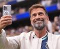 Bild: Eric Gay/AP/dpa
Ein Selfie vom künftigen Bundestrainer? (Archivbild)