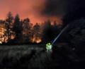 Bild: Wolfgang Gasser/Kreisfeuerwehrverband Traunstein/dpa
Nach dem Waldbrand im Bereich der Gemeinde Übersee am Chiemsee verlangt die Feuerwehr eine bessere Ausrüstung. (Archivbild)