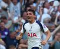 Bild: Frank Augstein/AP/dpa
João Palhinha verabschiedete sich mit emotionalen Worten von Tottenham Hotspur und kehrt vorerst zum FC Bayern zurück. (Archivbild)