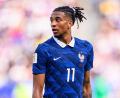 Bild: Tom Weller/dpa
Lenkt das Spiel der Franzosen: Bayern-Profi Michael Olise.