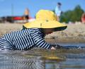 Bild: Elisa Schu/dpa
Vor allem Schwangere und Kinder sind gefährdet. (Symbolbild)
