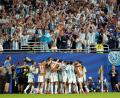 Bild: George Walker IV/AP/dpa
Argentinien jubelt: Gegen Kap Verde reichte es zu einem 3:2 nach Verlängerung.
