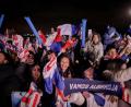 Bild: Nath Aguilar/dpa
Hunderte Fans bereiteten der paraguayischen Nationalmannschaft am Flughafen von Asunción einen begeisterten Empfang.