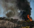 Bild: Gabriel Bouys/AFP/dpa
Der große Brand in Südfrankreich ist weiterhin nicht unter Kontrolle.