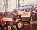Bild: Archiv Demleitner
Bereits 1976 begannen die legendären Straßenfeste und die Tradition, einen Faschingswagen zu stellen.