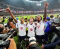 Bild: Nick Potts/PA Wire/dpa
Der Jubel der Engländer war riesig nach diesem irren Spiel.