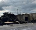 Bild: Matthias Bäumler
Großeinsatz für die Feuerwehren in der Nacht auf Sonntag in Pfaffenreuth bei Marktredwitz. Die mehr als 300 Einsatzkräfte konnten Schlimmeres verhindern.