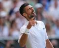 Bild: Kirsty Wigglesworth/AP/dpa
Es war ein Kraftakt: Novak Djokovic gewinnt sein Viertelfinale gegen den Kanadier Felix Auger-Aliassime.