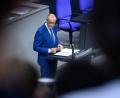 Bild: Bernd von Jutrczenka/dpa
Kurz vor der Sommerpause gibt der Kanzler noch einmal eine Regierungserklärung ab.