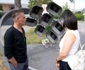 Bild: Sven Hoppe/dpa
Sibel (r) und Hasan (l) Leyla haben bei dem rassistischen Anschlag ihren Sohn Can verloren.