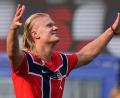 Bild: Frank Franklin II/AP/dpa
Erzielte bei dieser WM schon sieben Tore: Erling Haaland. (Archivbild)