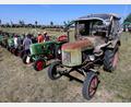 Bild: Karl-Josef Hildenbrand/dpa
Ein Oldtimer-Traktor schöner als der andere.
