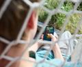 Symbolbild: Annette Riedl/dpa
Mehrere EU-Länder planen bereits nationale Vorgaben für den Zugang zu Social-Media-Plattformen.