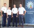 Bild: Polizeihauptkommissar Schmid, Polizeiinspektion Nabburg
(v.l.n.r.) PP Robert Fuchs, KHKín Gabriele Wittl, PHK Linus Schmiede, Personalrat Christian Bleyer