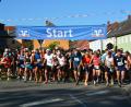 Bild: Josef Rosner
Ein imposantes Teilnehmerfeld ging beim Hauptlauf des 27. Falkenberger Waldnaabtal-Crosslauf an den Start.