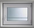 Bild: exb
Hain System-Bauteile installiert Hochwasserschutzfenster.
