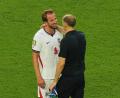 Bild: Marta Lavandier/AP/dpa
Kapitän Harry Kane (l) mit Trainer Thomas Tuchel.