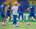 Bild: Julio Cortez/AP/dpa
Didier Deschamps und seine Franzosen treffen im Halbfinale auf Spanien.