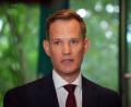 Bild: Soeren Stache/dpa
Rauf mit der Tabaksteuer, damit weniger Menschen rauchen, findet der CDU-Politiker Hendrik Streeck. (Archivbild)