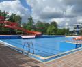 Archivbild: ws
Personalmangel und rechtliche Vorgaben verhindern, dass das Freibad Tirschenreuth die Öffnungszeiten ausweiten oder flexibel gestalten kann.