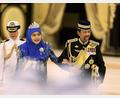 Bild: Hasnoor Hussain/Reuters Pool/AP/dpa
Der Sultan verfügt über geradezu märchenhaften Reichtum. (Archivbild)