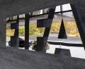 Bild: Ennio Leanza/epa/dpa
Mit einem Reglement macht der Fußball-Weltverband FIFA Vorgaben für die Tätigkeit von Spielervermittlern. (Archivbild)