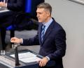 Bild: Christoph Soeder/dpa
Da war er noch CSU-Politiker: GVB-Präsident Stefan Müller 2023 bei einer Rede im Bundestag. (Archiv-Foto)