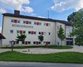 Archivbild: Stefan Neidl
Schlammersdorf steht seit drei Jahren ohne Schulden da. Trotz steigender Umlagen plant die Gemeinde zukunftsweisende Investitionen dank großzügiger Zuschüsse von Bund und Freistaat.