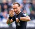 Bild: David Inderlied/dpa
Bastian Dankert ist beim WM-Finale als Video-Assistent im Einsatz. (Archivbild)