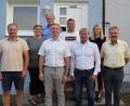 Bild: Richard Braun
Vorsitzender Markus Schiesl (Dritter von rechts) und sein Stellvertreter Michael Wilfahrt (Vierter von links) stehen weiterhin an der Spitze des ZV Pretzabrucker Gruppe. Neu in das Gremium wurden gewählt (von links): Markus Dorschner, Diana Kraus, Werner Winderl, Johannes Schießl, Franziska Danner und Alfred Damm.