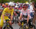 Bild: Mosa'ab Elshamy/AP/dpa
Die Radsport-Topstars unter sich: Tadej Pogacar (l) und Jonas Vingegaard. (Archivbild)