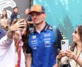 Bild: Omar Havana/AP/dpa
Max Verstappen ist in Belgien gefragt.